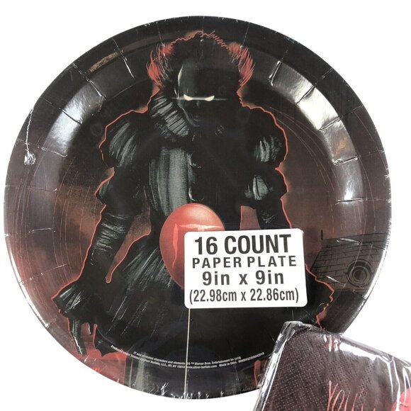 It Pennywise 32 Piece Party Pack Paper Plates Napkins Clown Horror Movie NEW - Picture 3 of 7
